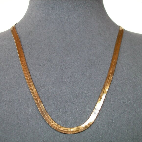 Napier 18" Herring Bone  Gold Tone Chain - Picture 1 of 4